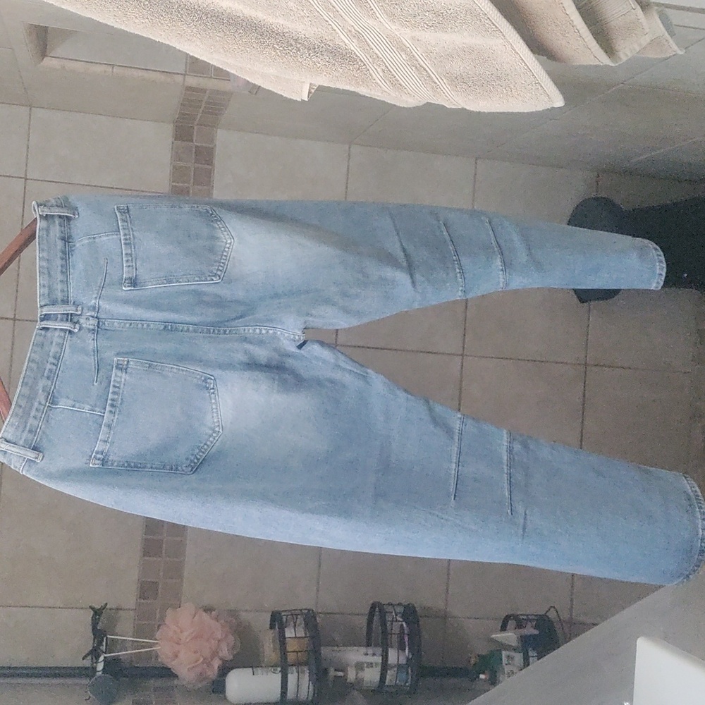 Barrel jeans... - Picture 2 of 5